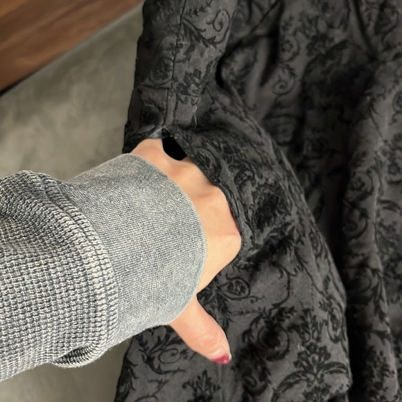 Vintage goth skirt - Picture 3 of 4